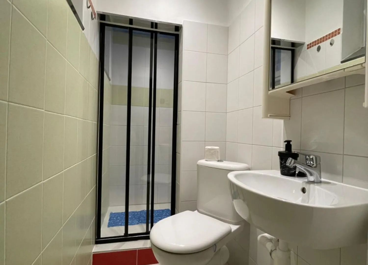 Hotel Trung Lo Cao Praha Penzion